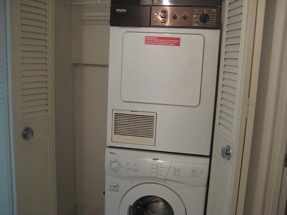 Washer Dryer in the unit