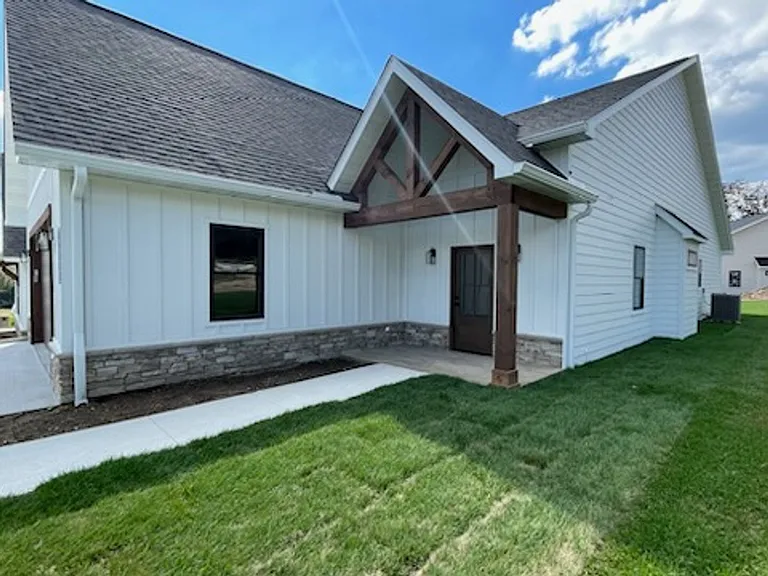 10987 Quail Nest Dr — Photo 17