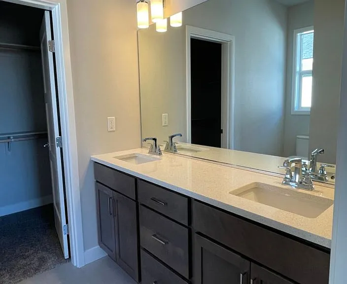 4658 Village View St — Photo 23