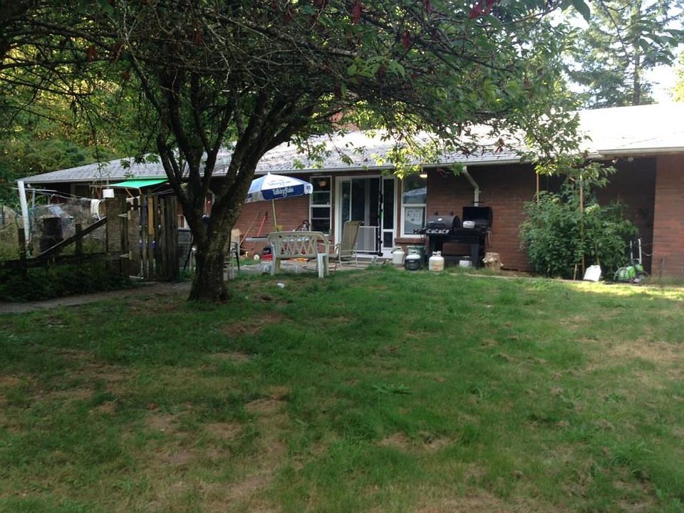 1st image of 3405 40th Ave SE