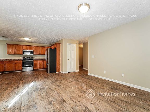 5th image of 1890 Riverchase Cir NE