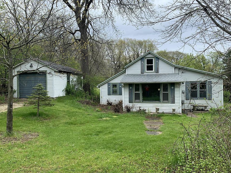 1st image of N76W28065 Center Oak ROAD