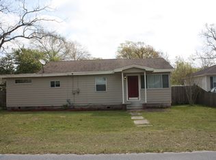 210 Wegner Ave, Cantonment, FL 32533