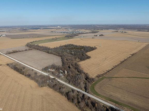 3rd image of 2573 Linn Benton Rd