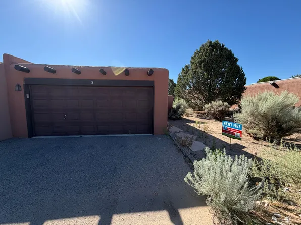 2 Cochiti Trl, Corrales, NM 87048