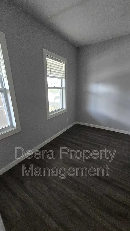 4 bed, 3.0 bath, $1,900 — Photo 3
