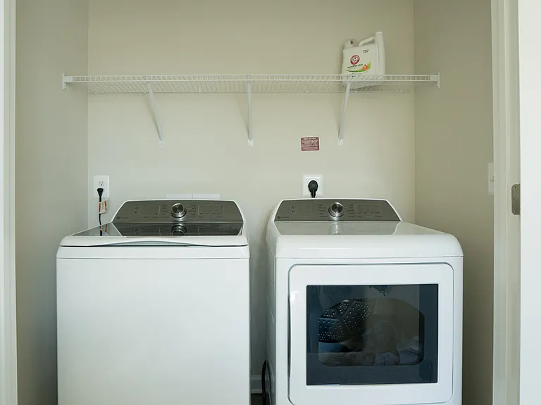 8 Brookfield Mews #40 — Photo 15