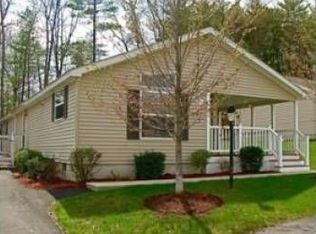 90 Victorian Way, Manchester, NH 03104