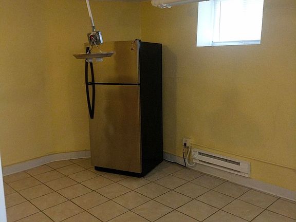 5th image of 693 Wilson Ave #5