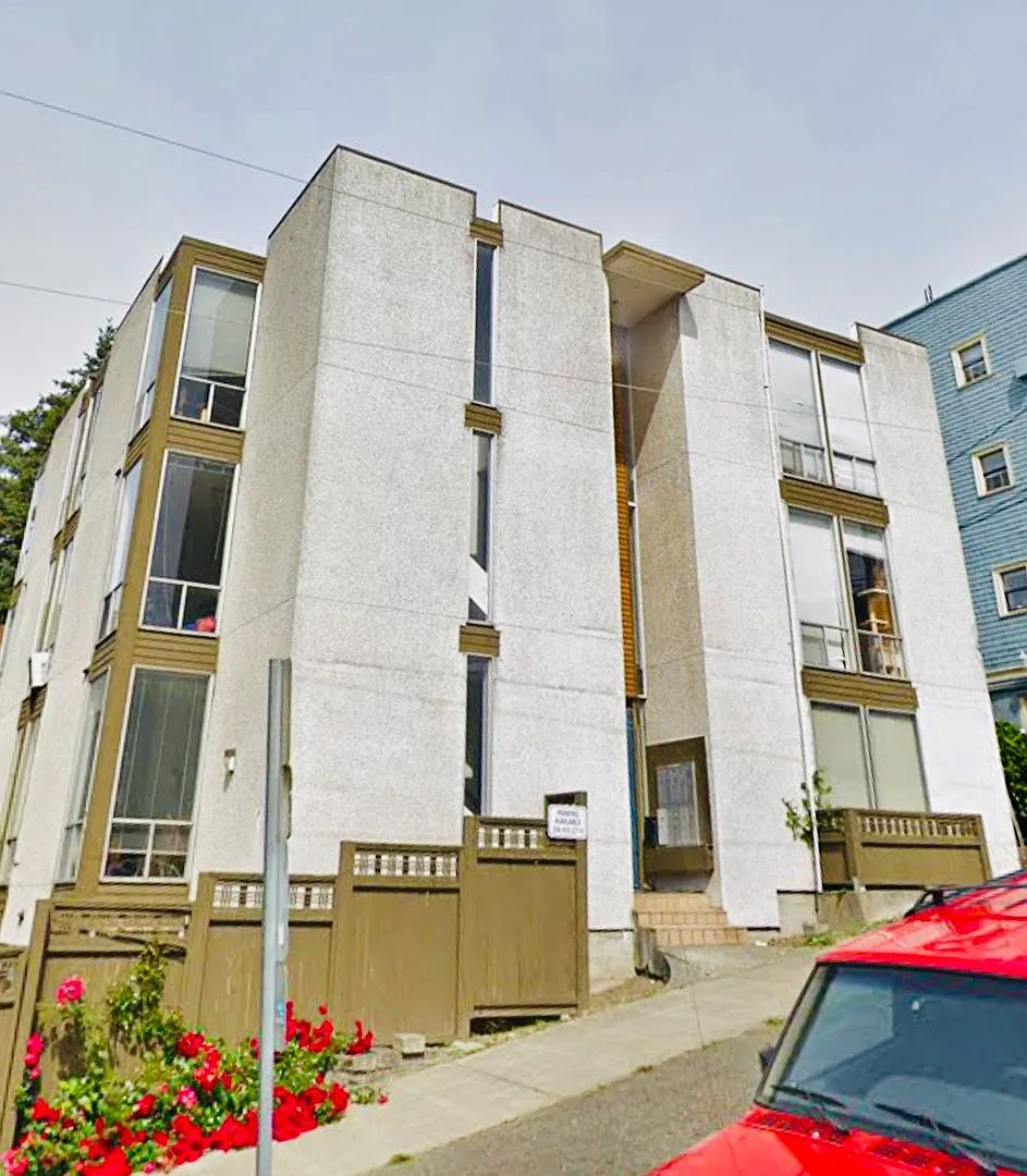 Mercer Heights Apartments — Photo 3