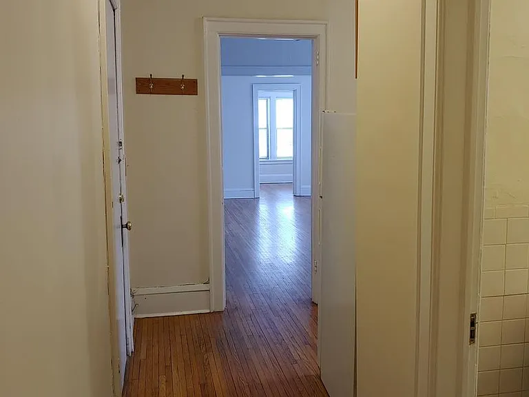 1619 Lagoon Ave — Photo 6