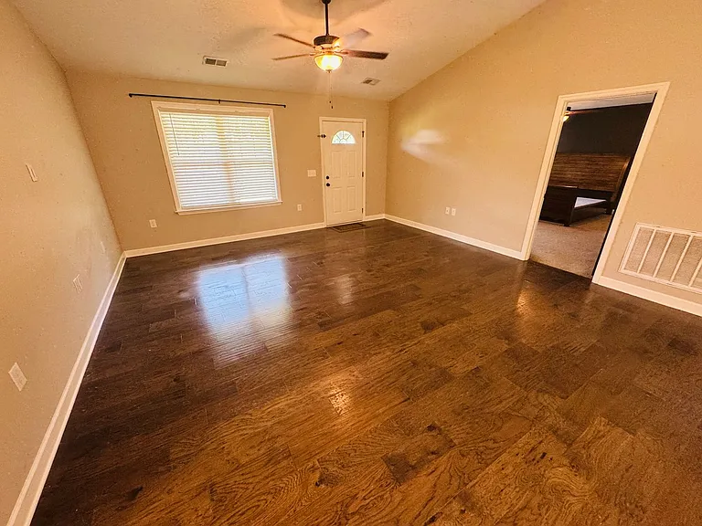 3316 Hunters Point Pike — Photo 4