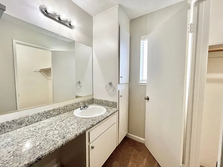 2805 - 2807 H Street - Fireside West — Photo 8