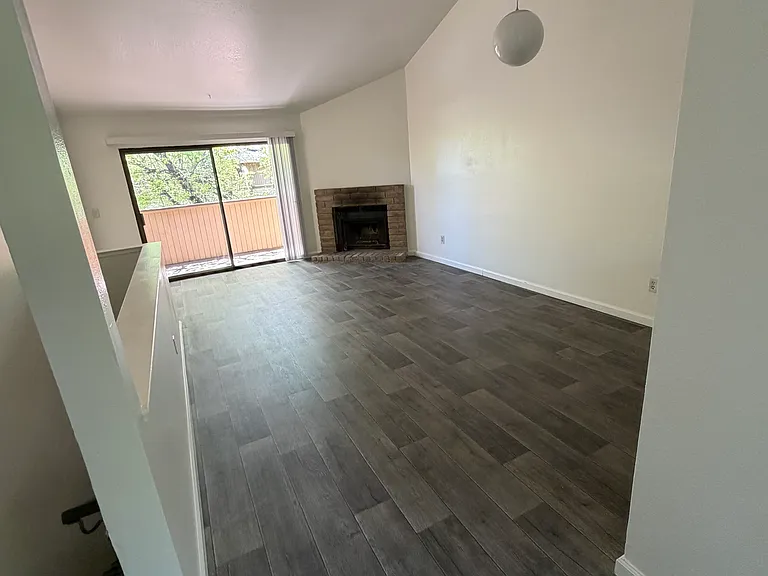 1765 W 3rd St — Photo 29