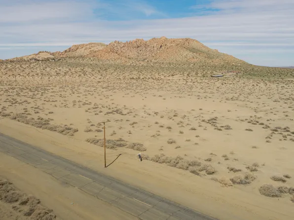 E Avenue M, Lancaster, CA 93535