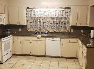 119 W Lewis St, Whiteville, NC 28472