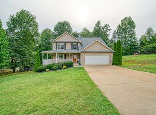 216 Anchors Away Dr, Inman, SC 29349