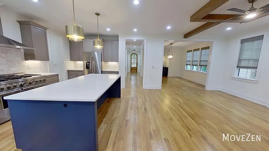 1265 Pinecrest Ave Charlotte, NC 28205 Craftsman House on Near Half Acre — Photo 3