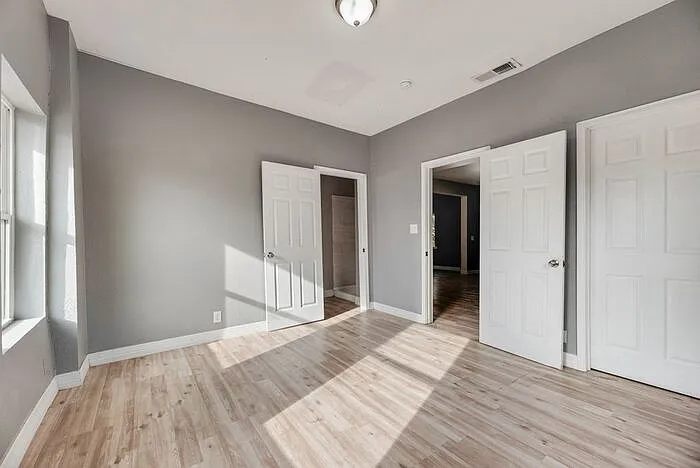 815 N Travis St — Photo 14