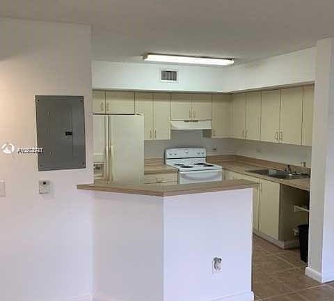 4th image of 3640 N 56th Ave APT 406