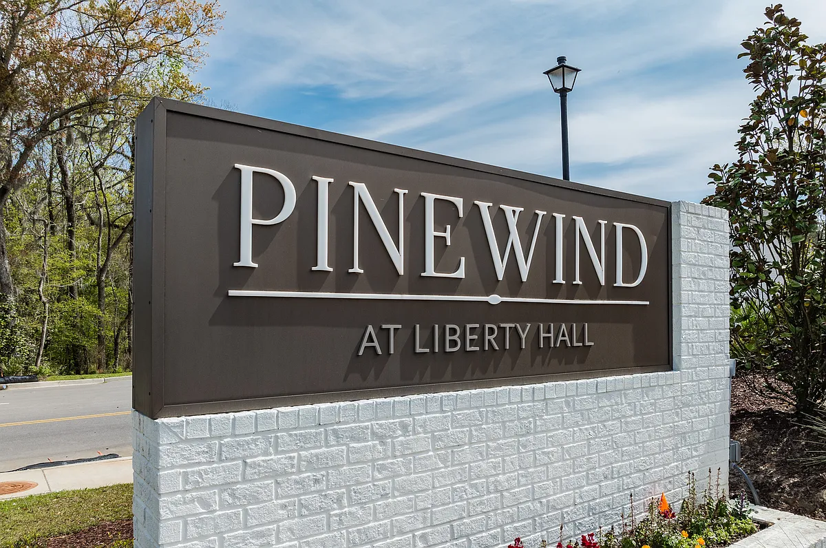 Building Photo - Pinewind at Liberty Hall