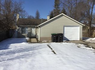 10454 Pardee Rd, Taylor, MI 48180