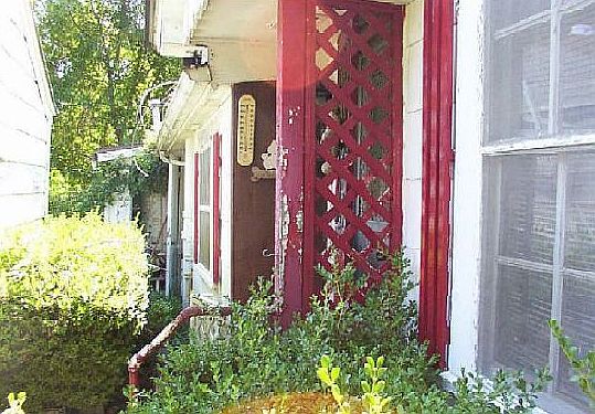 1st image of 1520 Grigsby St