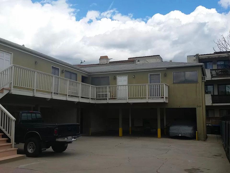 1st image of 544 S Los Robles Ave APT 4