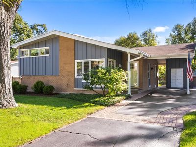 677 Timber Hill Rd, Deerfield, IL, 60015