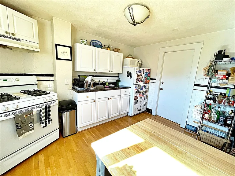 307 Sumner St #3 — Photo 3