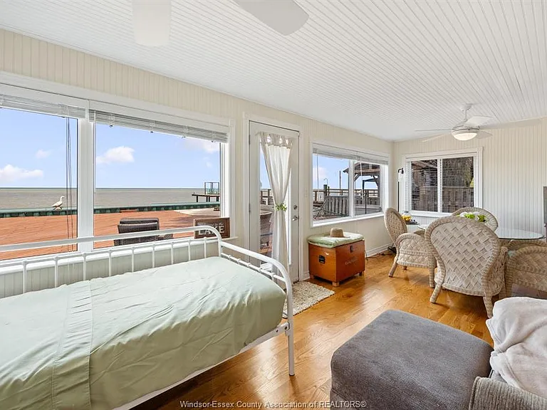689 Ross Beach Rd — Photo 15