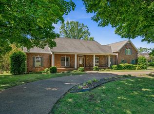 210 Montchanin Rd, Old Hickory, TN 37138