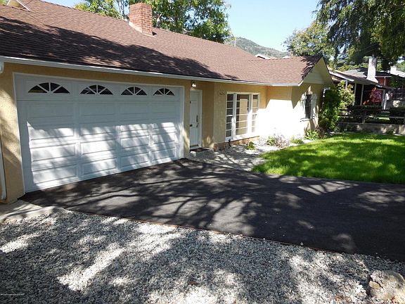 2nd image of 3626 Montrose Ave