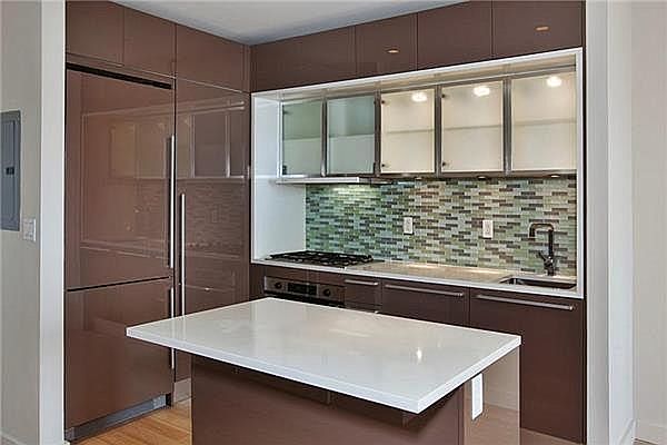 1st image of 75 Wall St APT 28B
