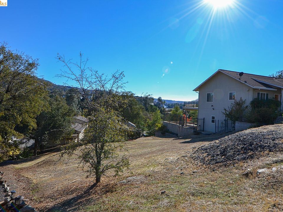 1st image of 501 Indian Hill Rd