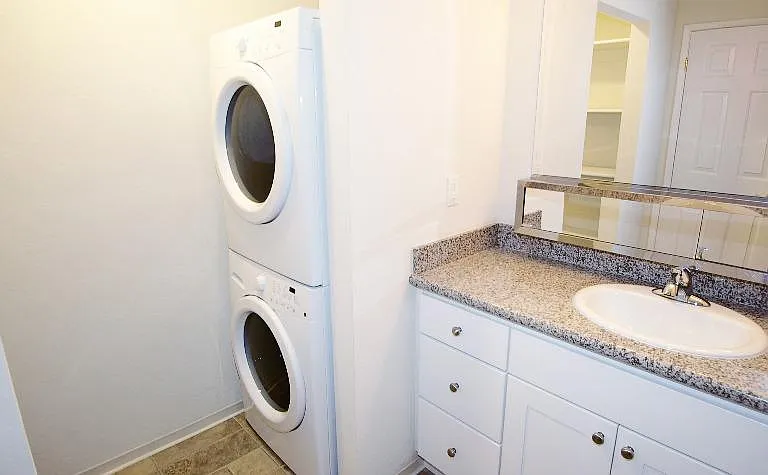 Brookdale Apartments — Photo 26
