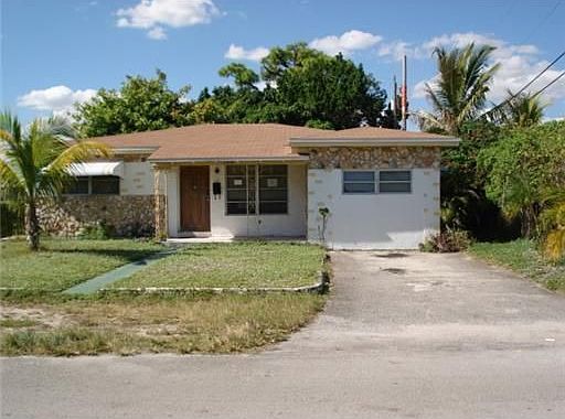1st image of 1318 S 22nd Ave