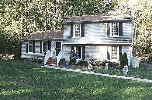 1st image of 9224 Harmad Dr
