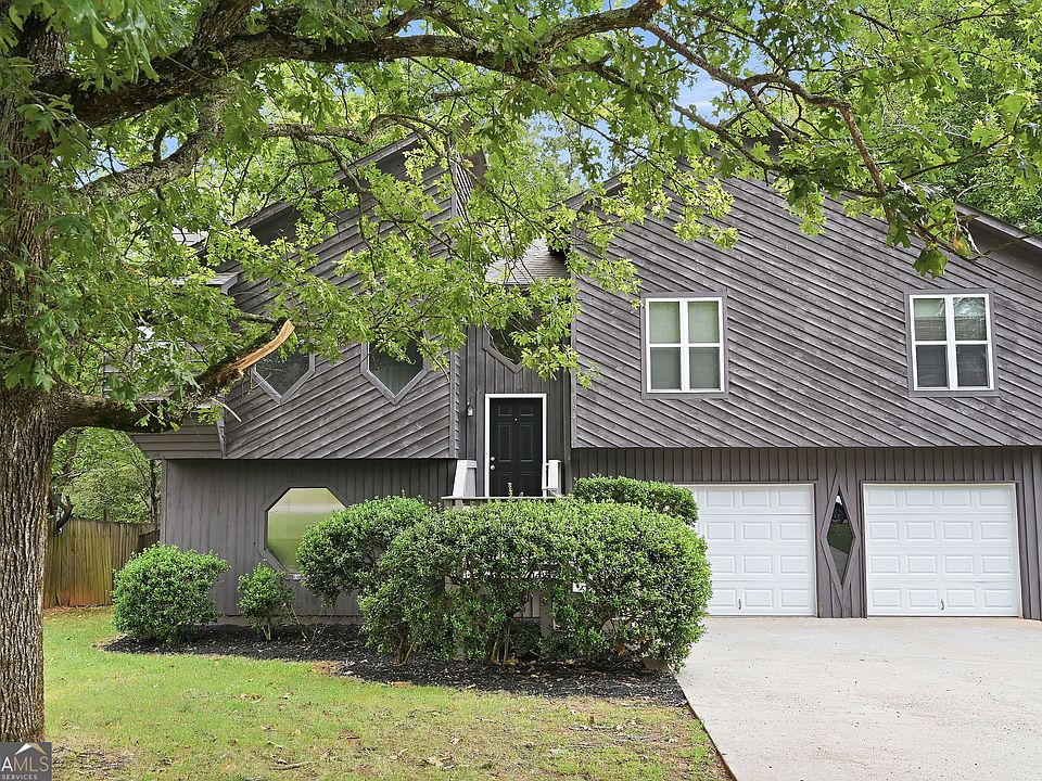 1st image of 664 Wallington Way