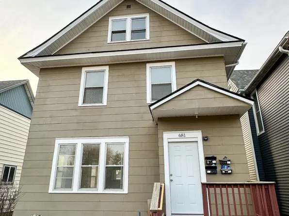 681 Fry St, Saint Paul, MN 55104