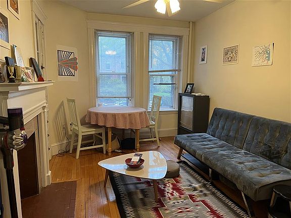 5th image of 331 Harvard St #A