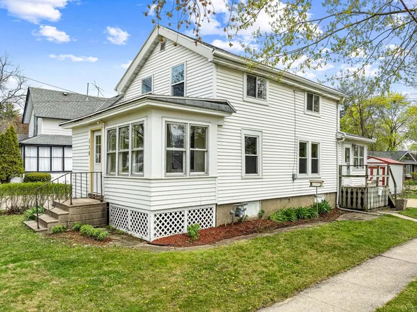 118 South Oak STREET, Lake Mills, WI 53551