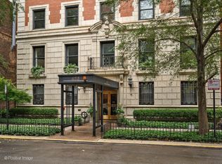 433 W Briar Pl APT 1B, Chicago, IL 60657
