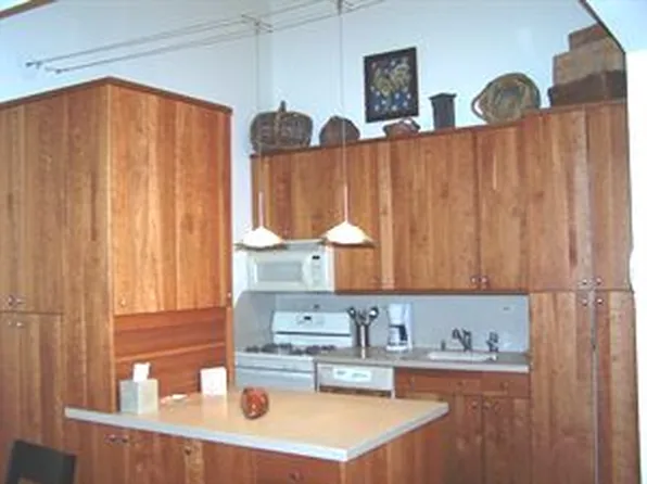 357 West 29th Street image 1 of 6