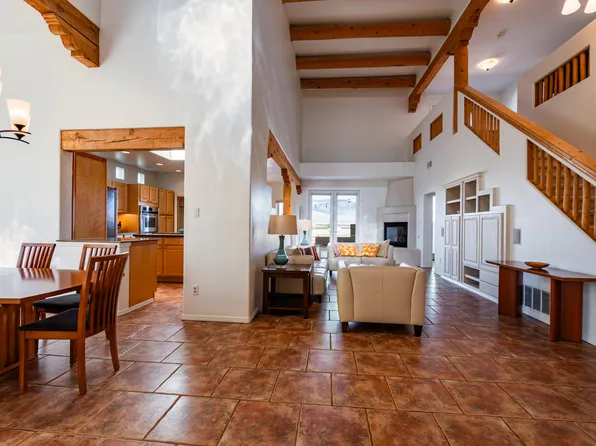 1408 Wilkes Way SE, Rio Rancho, NM 87124