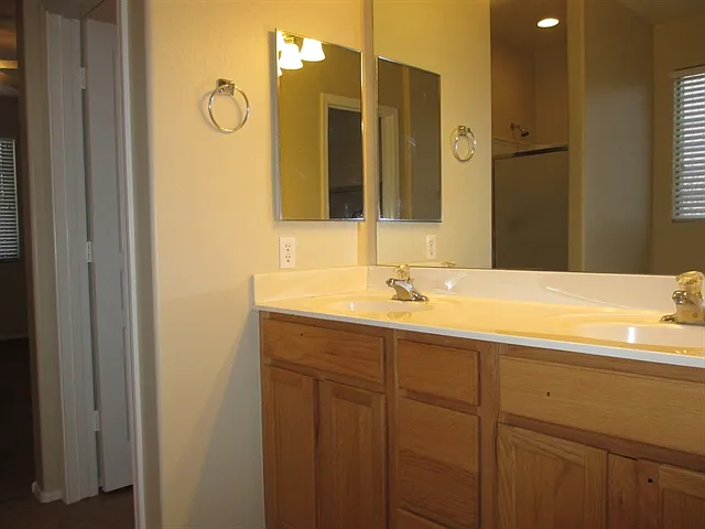 7242 W Saint Charles Ave — Photo 3