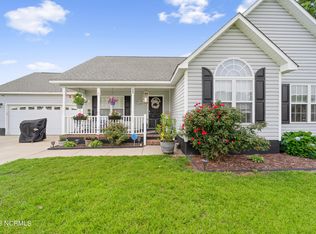 409 N Wilmington St, Richlands, NC 28574