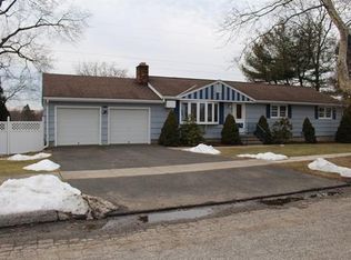 445 Cannon Dr, Stratford, CT 06614