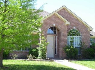 4900 Maple Shade Ave, Sachse, TX 75048