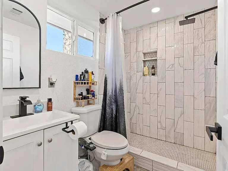 5313 Annette St #B — Photo 6